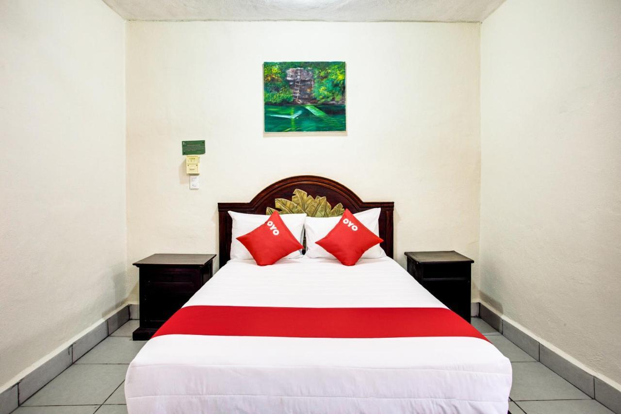 Oyo Hotel Addy ตูลุม ภายนอก รูปภาพ