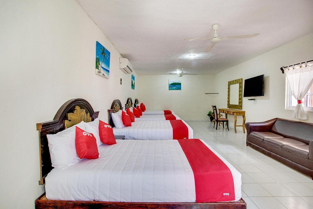 Oyo Hotel Addy ตูลุม ภายนอก รูปภาพ