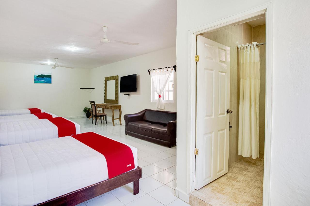 Oyo Hotel Addy ตูลุม ภายนอก รูปภาพ
