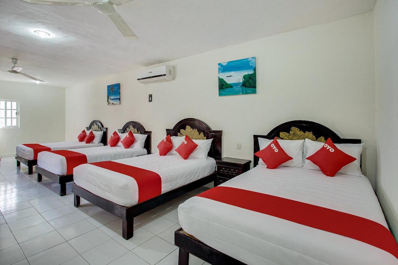 Oyo Hotel Addy ตูลุม ภายนอก รูปภาพ